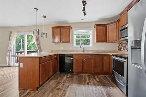 Tiny photo for 2909 Breezewood Boulevard, Bloomington, IL 61704 (MLS # 12709821)