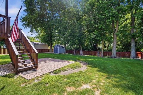 Tiny photo for 2909 Breezewood Boulevard, Bloomington, IL 61704 (MLS # 12709821)