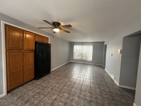 Tiny photo for 1421 Heather Drive, Aurora, IL 60506 (MLS # 12532345)