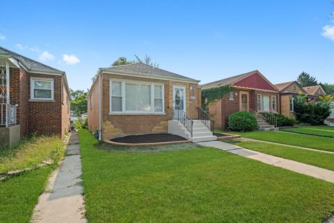 Tiny photo for 14231 S Dearborn Street, Riverdale, IL 60827 (MLS # 12475056)
