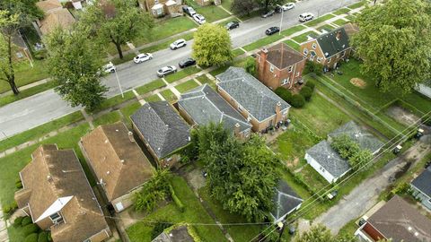 Tiny photo for 14231 S Dearborn Street, Riverdale, IL 60827 (MLS # 12475056)