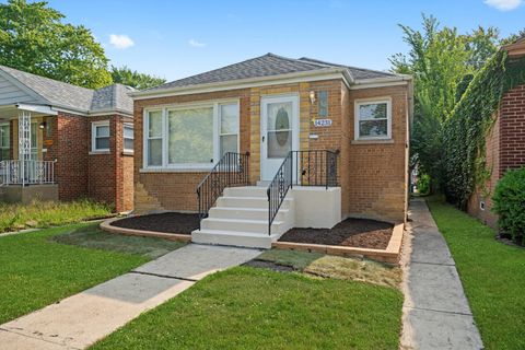Tiny photo for 14231 S Dearborn Street, Riverdale, IL 60827 (MLS # 12475056)