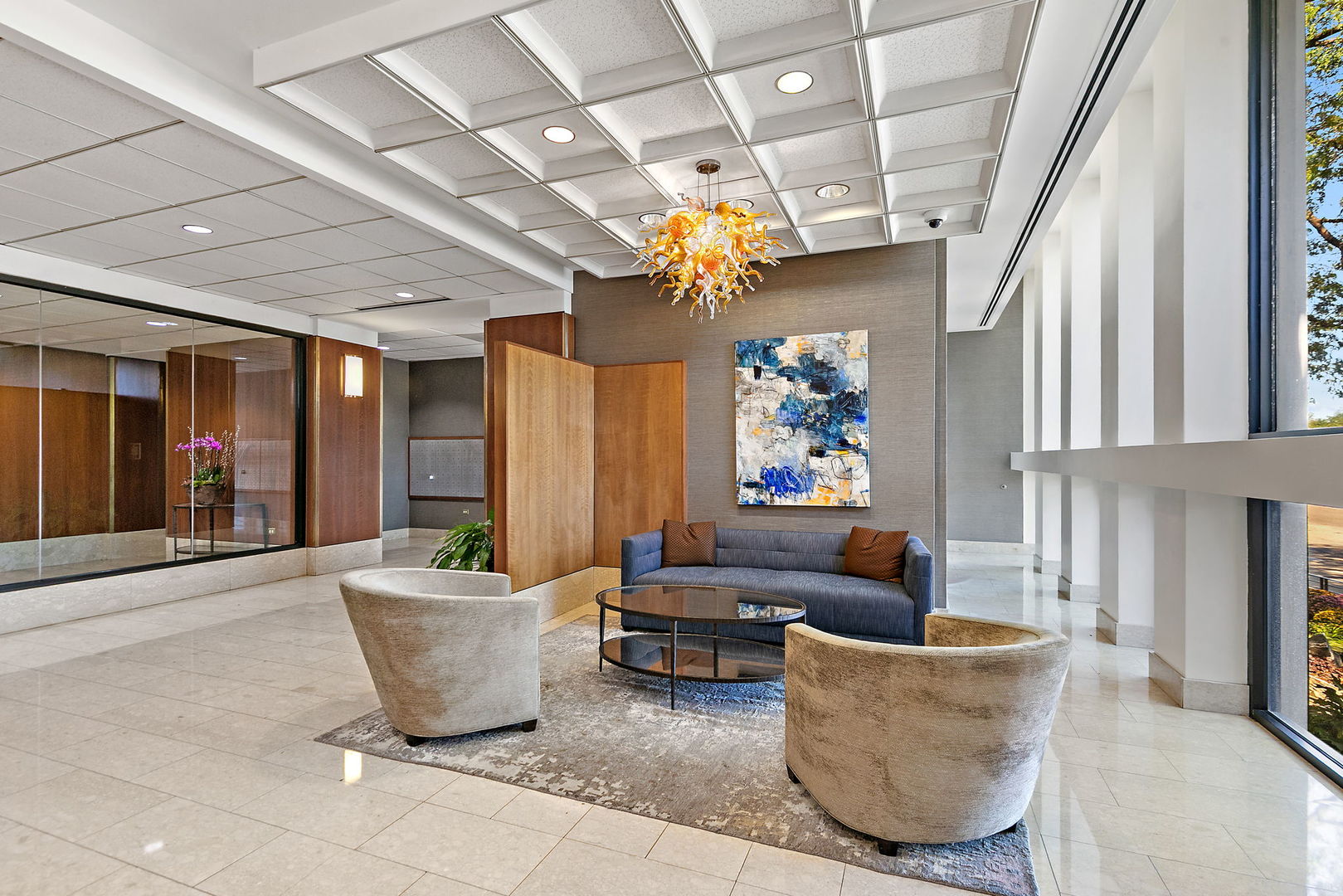 1660 N Lasalle Drive 305