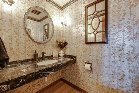 Tiny photo for 2042 S Goebbert Road, Arlington Heights, IL 60005 (MLS # 12649201)