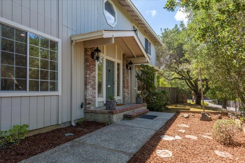 Photo of 203 Sylvan Way, Redwood City, CA 94062 (MLS # 12792677)
