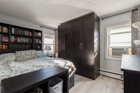 Tiny photo for 1316 Central Street #1E, Evanston, IL 60201 (MLS # 12599363)