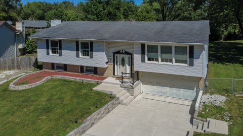 Tiny photo for 1099 STRATFORD Lane, Hanover Park, IL 60133 (MLS # 12755769)