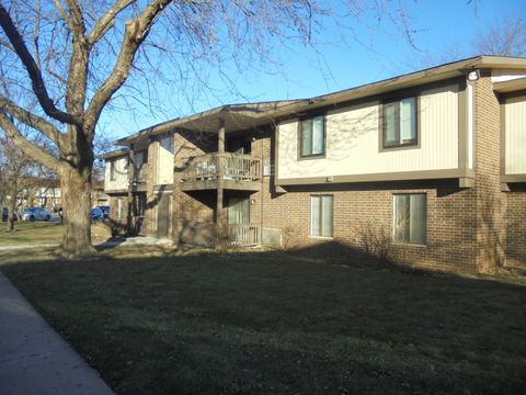 Tiny photo for 566 Somerset Lane #2, Crystal Lake, IL 60014 (MLS # 12696668)