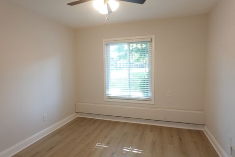 Tiny photo for 566 Somerset Lane #2, Crystal Lake, IL 60014 (MLS # 12696668)