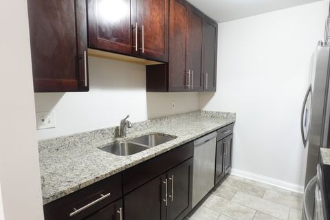 Tiny photo for 566 Somerset Lane #2, Crystal Lake, IL 60014 (MLS # 12696668)