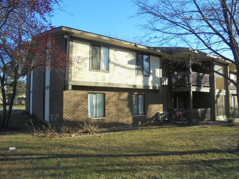 Tiny photo for 566 Somerset Lane #2, Crystal Lake, IL 60014 (MLS # 12696668)