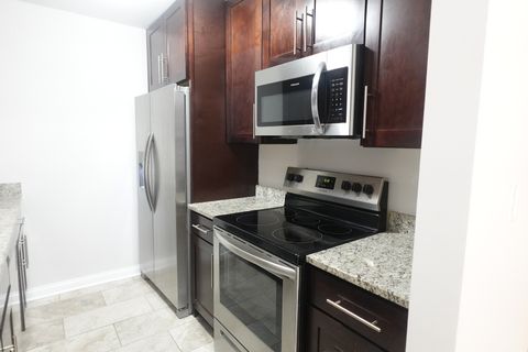 Tiny photo for 566 Somerset Lane #2, Crystal Lake, IL 60014 (MLS # 12696668)