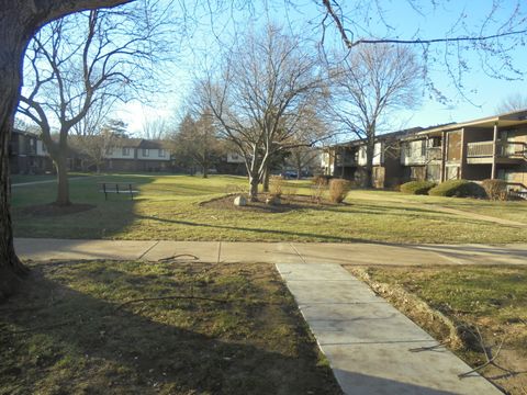 Tiny photo for 566 Somerset Lane #2, Crystal Lake, IL 60014 (MLS # 12696668)