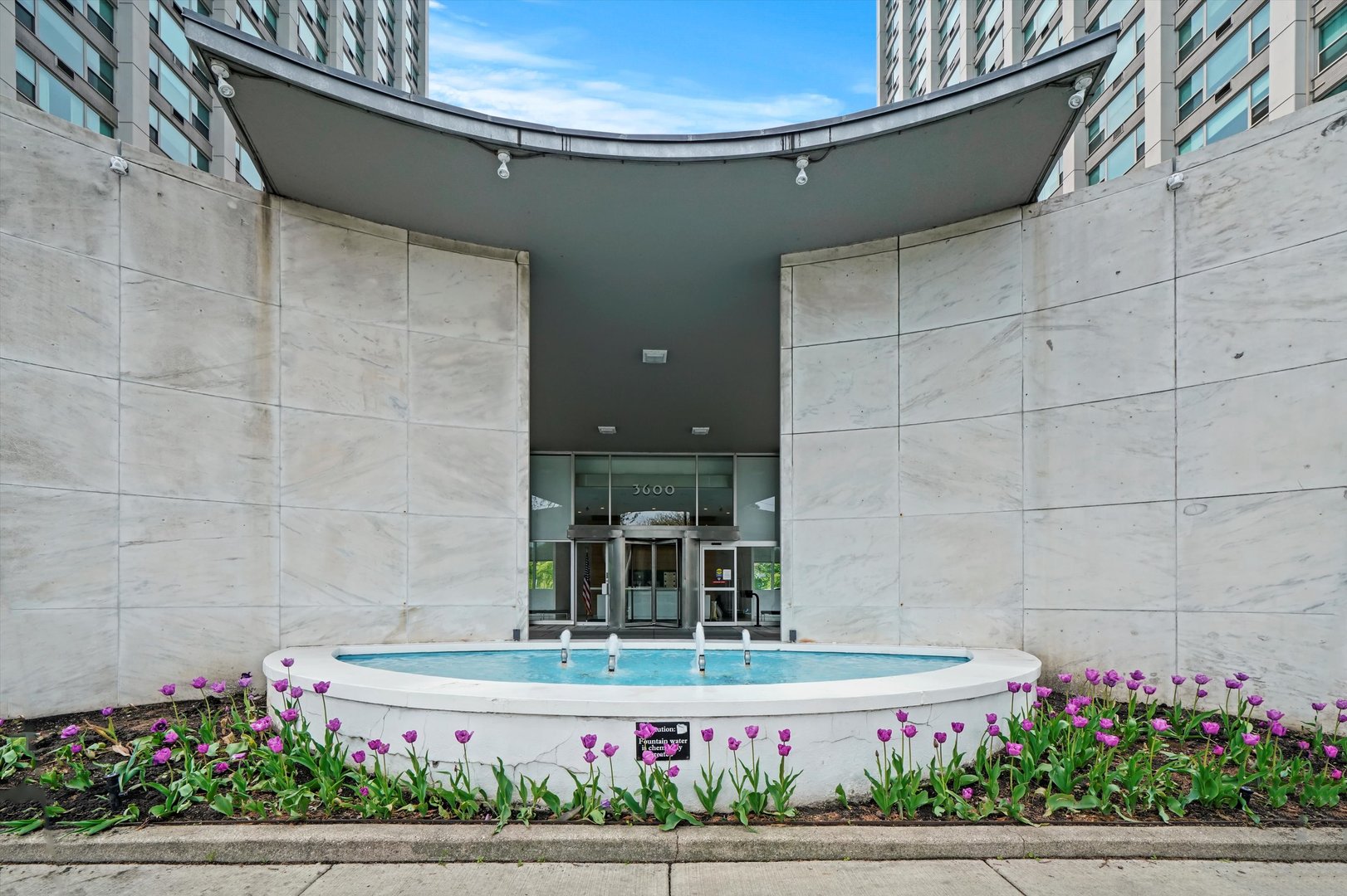 3600 N Lake Shore Drive 1816