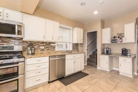 Tiny photo for 6461 W Raven Street, Chicago, IL 60631 (MLS # 12625025)