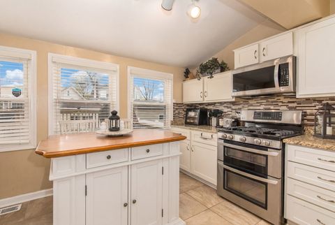 Tiny photo for 6461 W Raven Street, Chicago, IL 60631 (MLS # 12625025)