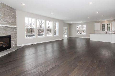 Tiny photo for 3812 Williams Street, Downers Grove, IL 60515 (MLS # 12593417)