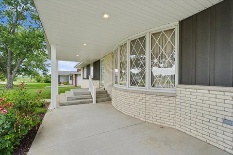 Tiny photo for 208 W Cemetery Road, Roberts, IL 60962 (MLS # 12617274)