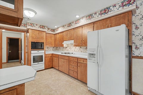 Tiny photo for 208 W Cemetery Road, Roberts, IL 60962 (MLS # 12617274)
