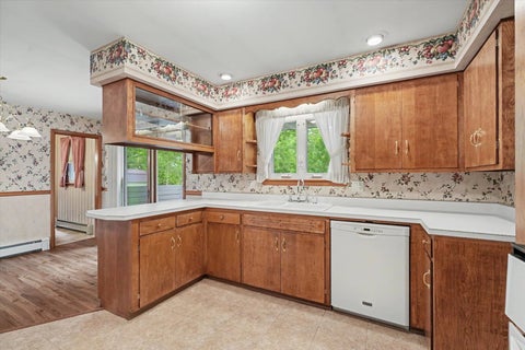 Tiny photo for 208 W Cemetery Road, Roberts, IL 60962 (MLS # 12617274)