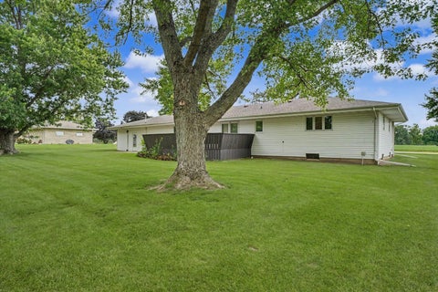 Tiny photo for 208 W Cemetery Road, Roberts, IL 60962 (MLS # 12617274)