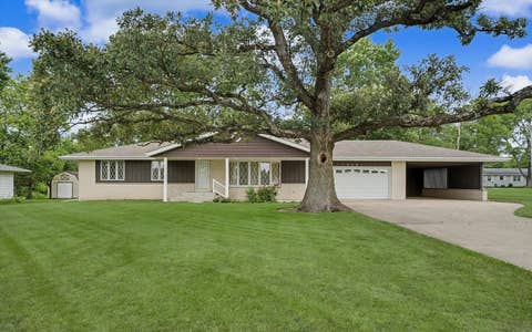 Photo of 208 W Cemetery Road, Roberts, IL 60962 (MLS # 12617274)