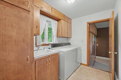Tiny photo for 208 W Cemetery Road, Roberts, IL 60962 (MLS # 12617274)