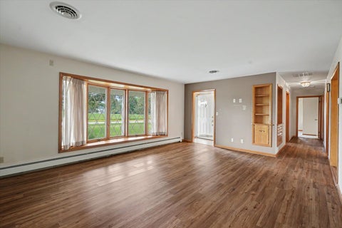 Tiny photo for 208 W Cemetery Road, Roberts, IL 60962 (MLS # 12617274)
