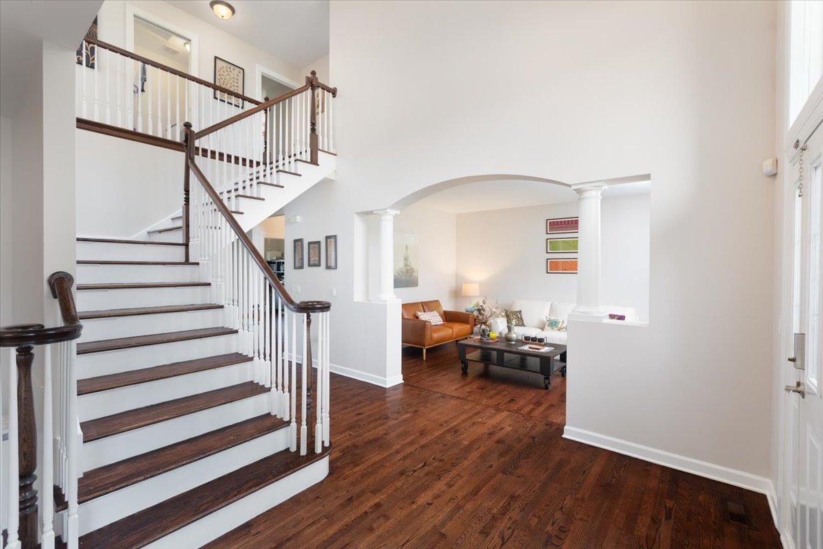 3332 FARMGATE Drive