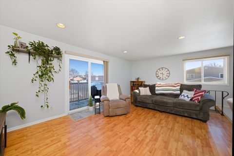 Tiny photo for 7656 159th Place #30, Tinley Park, IL 60477 (MLS # 12557470)