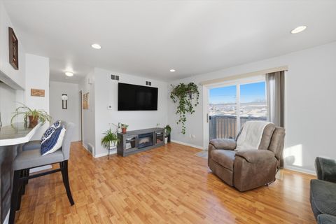 Tiny photo for 7656 159th Place #30, Tinley Park, IL 60477 (MLS # 12557470)