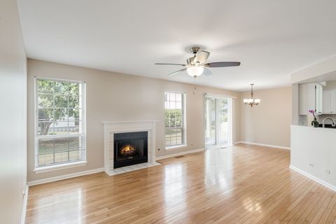 Tiny photo for 106 Woodbury Lane, Lake Bluff, IL 60044 (MLS # 12470715)