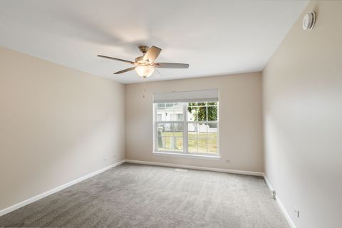 Tiny photo for 106 Woodbury Lane, Lake Bluff, IL 60044 (MLS # 12470715)