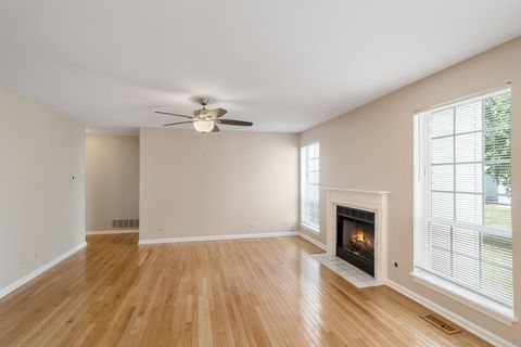 Tiny photo for 106 Woodbury Lane, Lake Bluff, IL 60044 (MLS # 12470715)