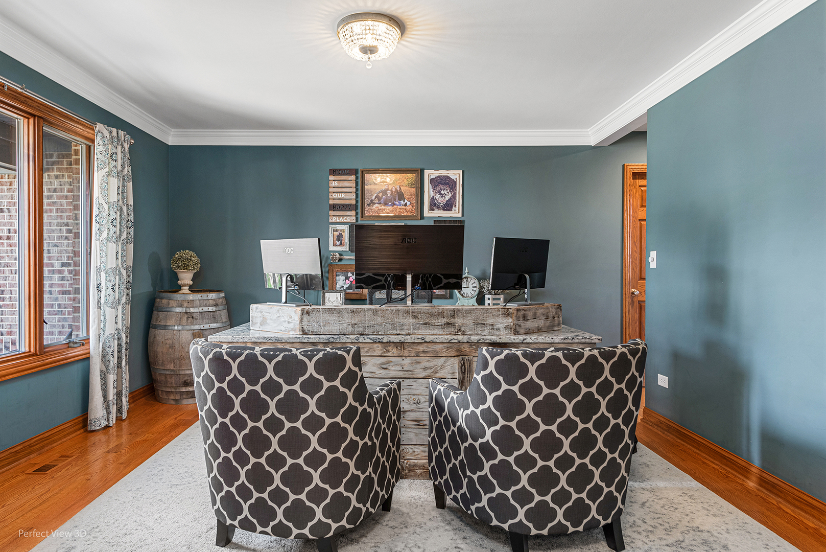 1030 HUMMINGBIRD Lane