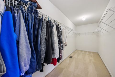 Tiny photo for 224 Cross Creek Lane, Lindenhurst, IL 60046 (MLS # 12608813)