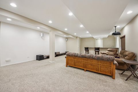 Tiny photo for 224 Cross Creek Lane, Lindenhurst, IL 60046 (MLS # 12608813)