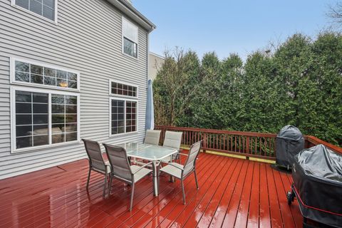 Tiny photo for 224 Cross Creek Lane, Lindenhurst, IL 60046 (MLS # 12608813)