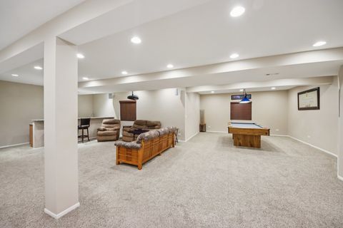 Tiny photo for 224 Cross Creek Lane, Lindenhurst, IL 60046 (MLS # 12608813)