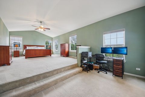 Tiny photo for 224 Cross Creek Lane, Lindenhurst, IL 60046 (MLS # 12608813)