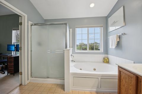 Tiny photo for 224 Cross Creek Lane, Lindenhurst, IL 60046 (MLS # 12608813)