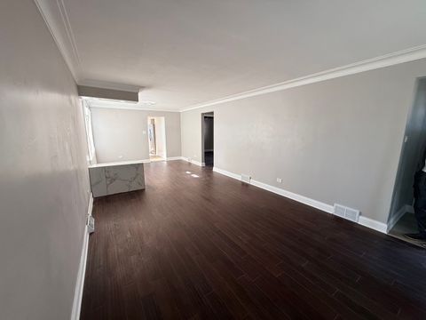 Tiny photo for 8958 S Oglesby Avenue, Chicago, IL 60617 (MLS # 12395902)