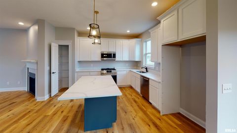 Tiny photo for Lot 11 Faiths Way, Bettendorf, IA 52722 (MLS # QC4269980)