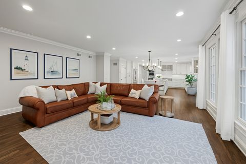 Tiny photo for 625 Leland Court, Lake Forest, IL 60045 (MLS # 12494261)