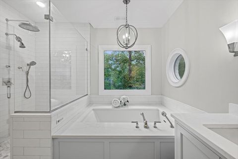 Tiny photo for 625 Leland Court, Lake Forest, IL 60045 (MLS # 12494261)