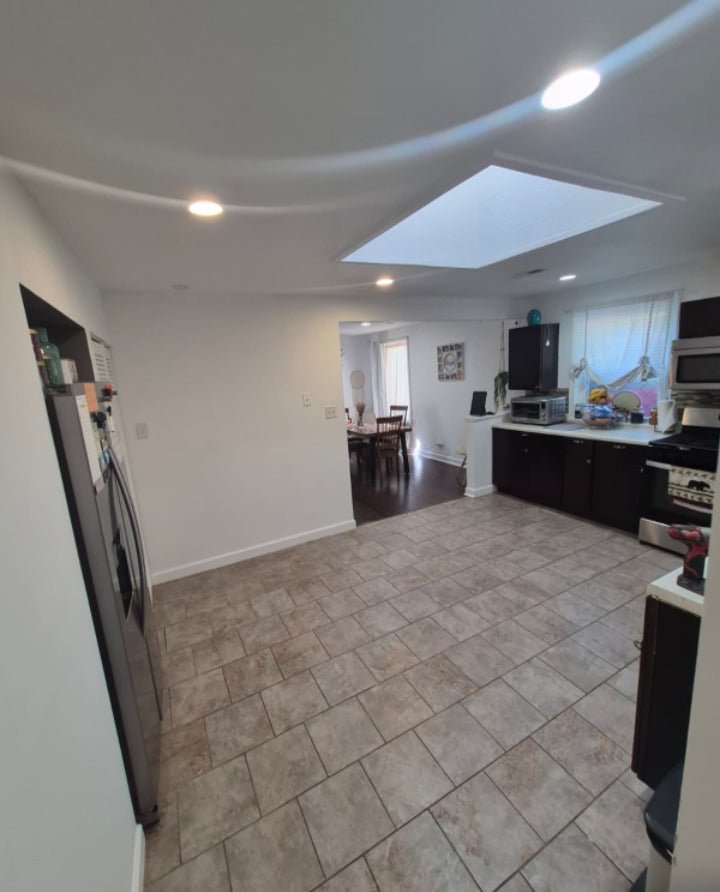 325 Indianwood Boulevard