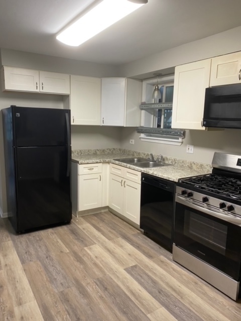 4263 W 81st Street