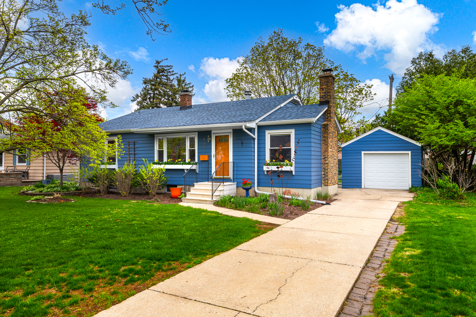 826 N Main Street