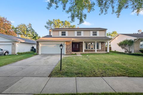1813 E Wood Lane Mount Prospect IL 60056