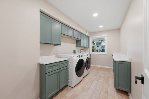 Tiny photo for 542 E Prospect Avenue, Lake Bluff, IL 60044 (MLS # 12779642)